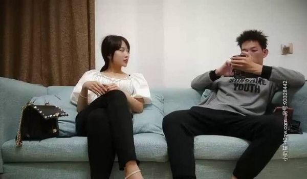 纹身男念念不忘小B敏感易潮吹体质的气质马尾小姐姐