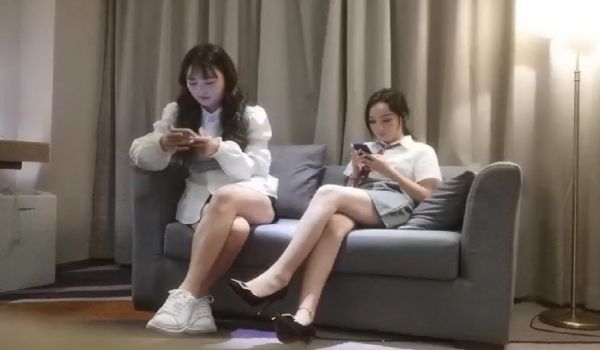 你的老表双飞良家闺蜜