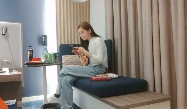 91沈先生苗条妹子