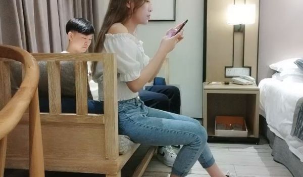 大宝寻花出台三陪女