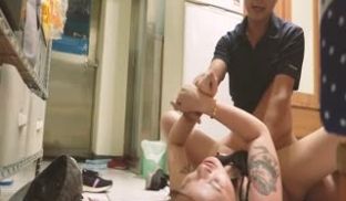 无疫苗下的愤怒尾行强奸护理师