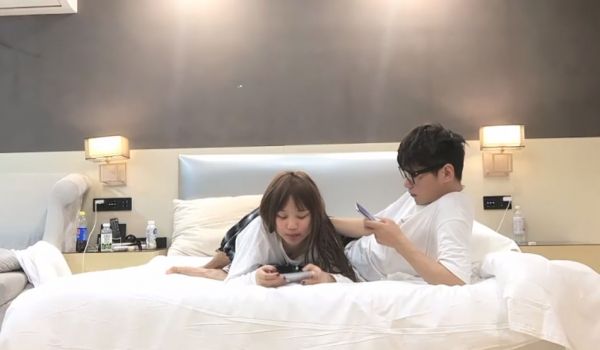 91约妹达人 打游戏认识的学生妹，帅哥颜值影响下