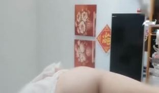 大奶轻熟女