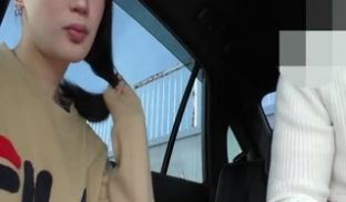 车震口爆极品美女，醇熟的口技_吸裹舔食肉棒爆浆