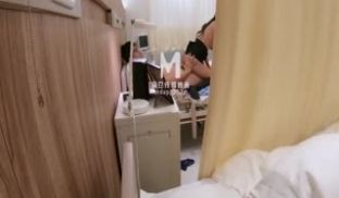 盗摄_病房实录