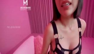 这个面试有点硬 性感暗黑国民学姊