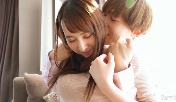 778-SHO-01 在可以看到和隐藏真实面孔的