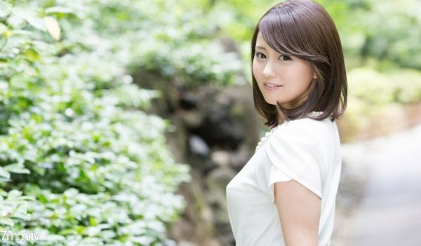 413-BENI-01 H / Beni 与娇小