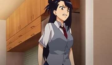 他的身体肌肉发达这是里月喜欢的莉月发现恭也盯着自