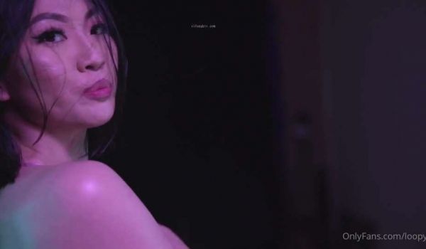 迷恋黑人巨屌的亚裔女神亚裔