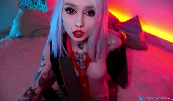 纹身美少女被猛干二次元
