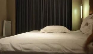 胖子传媒工作室再约珠宝女开始很抗拒强行扒掉裤子摸