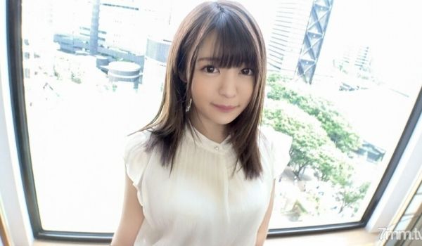 SIRO-4313第一枪透明度出众桃树美少女斑驳