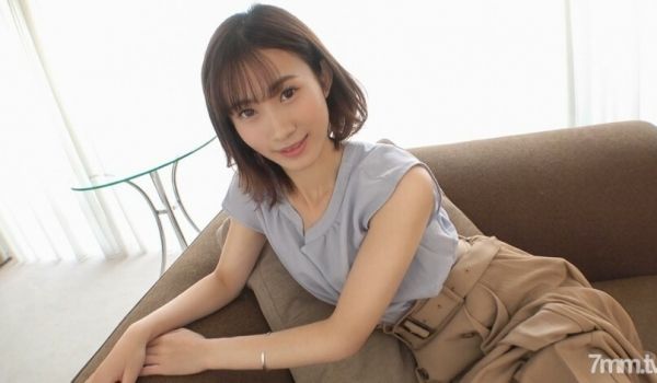 SIRO-4368第一枪小脸美肤美注意过分勃起傻
