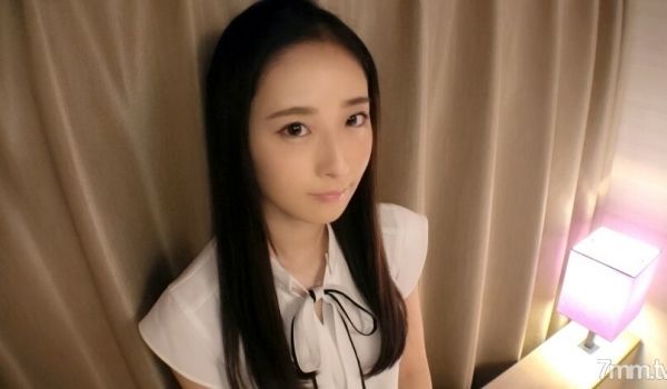SIRO-3934第一枪干净利落的小姐姐人生第一