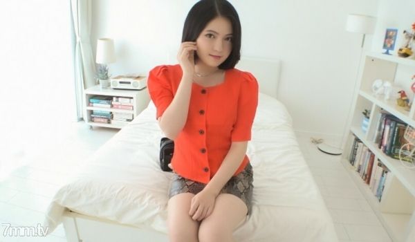 SIRO-3949第一枪白皙美人敏感零食小姐姐晚