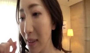 SIRO-4747第一枪迷人的总裁秘书Geki色