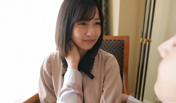 862-HIMARI-02在一个整洁的女孩的乳房